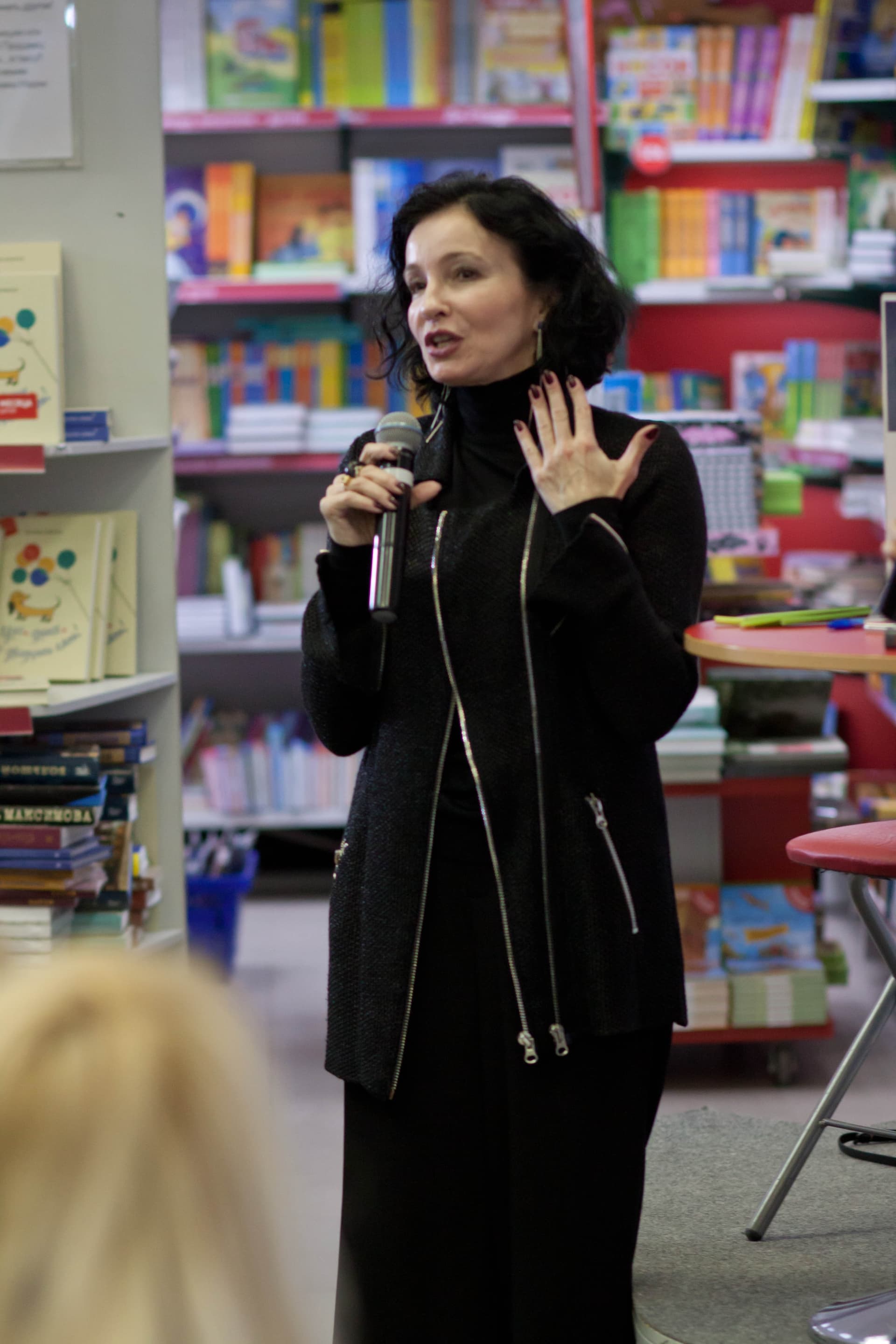Алла Сигалова на презентации книги в Москве