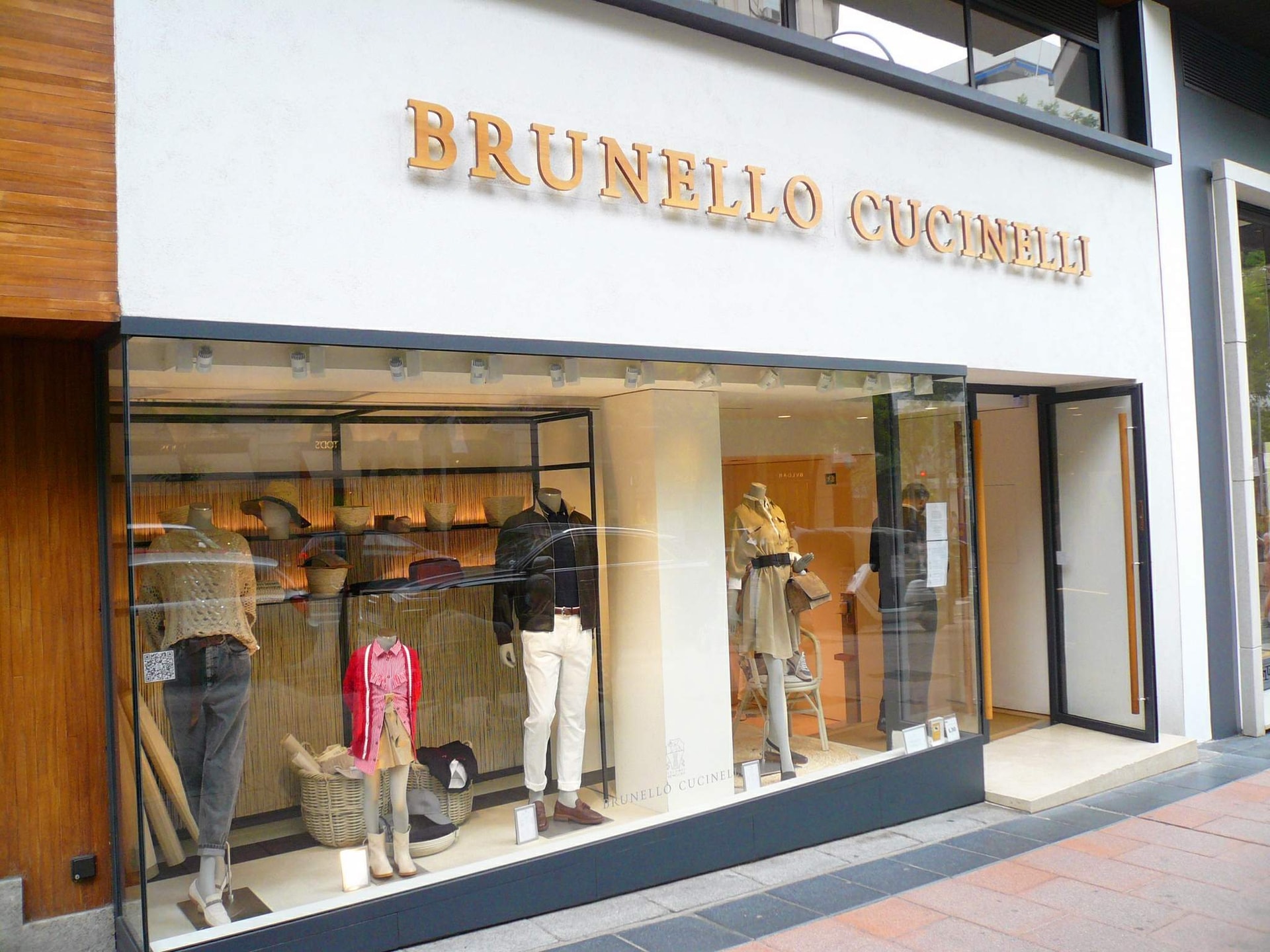 Brunello Cucinelli увеличила выручку за девять месяцев на 13,3% и повысила прогноз на 2026 год