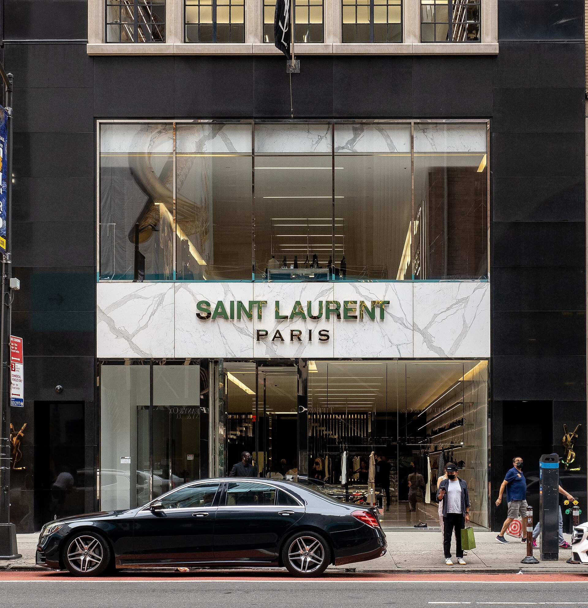 Энтони Ваккарелло — герой апрельского HTSI к 10-летию в Saint Laurent