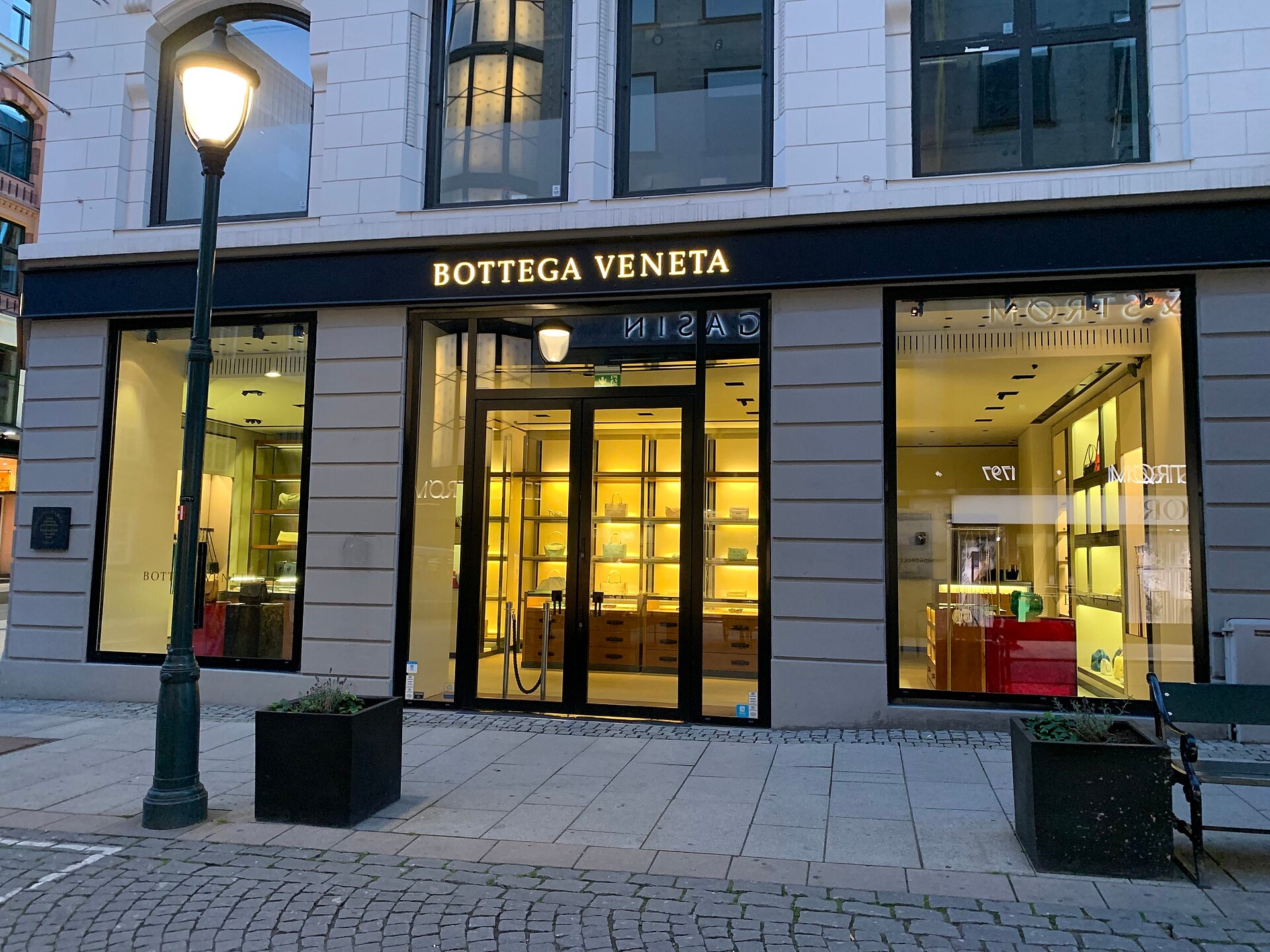 Bottega Veneta показала кампанию осень-зима 2026 Луиз Троттер
